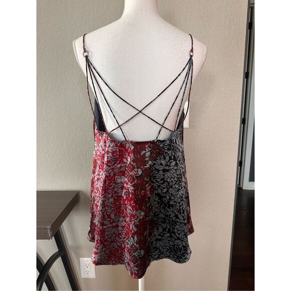 Cinq à Sept 100% Silk Strappy Tank Top Red black size large - Picture 1 of 6